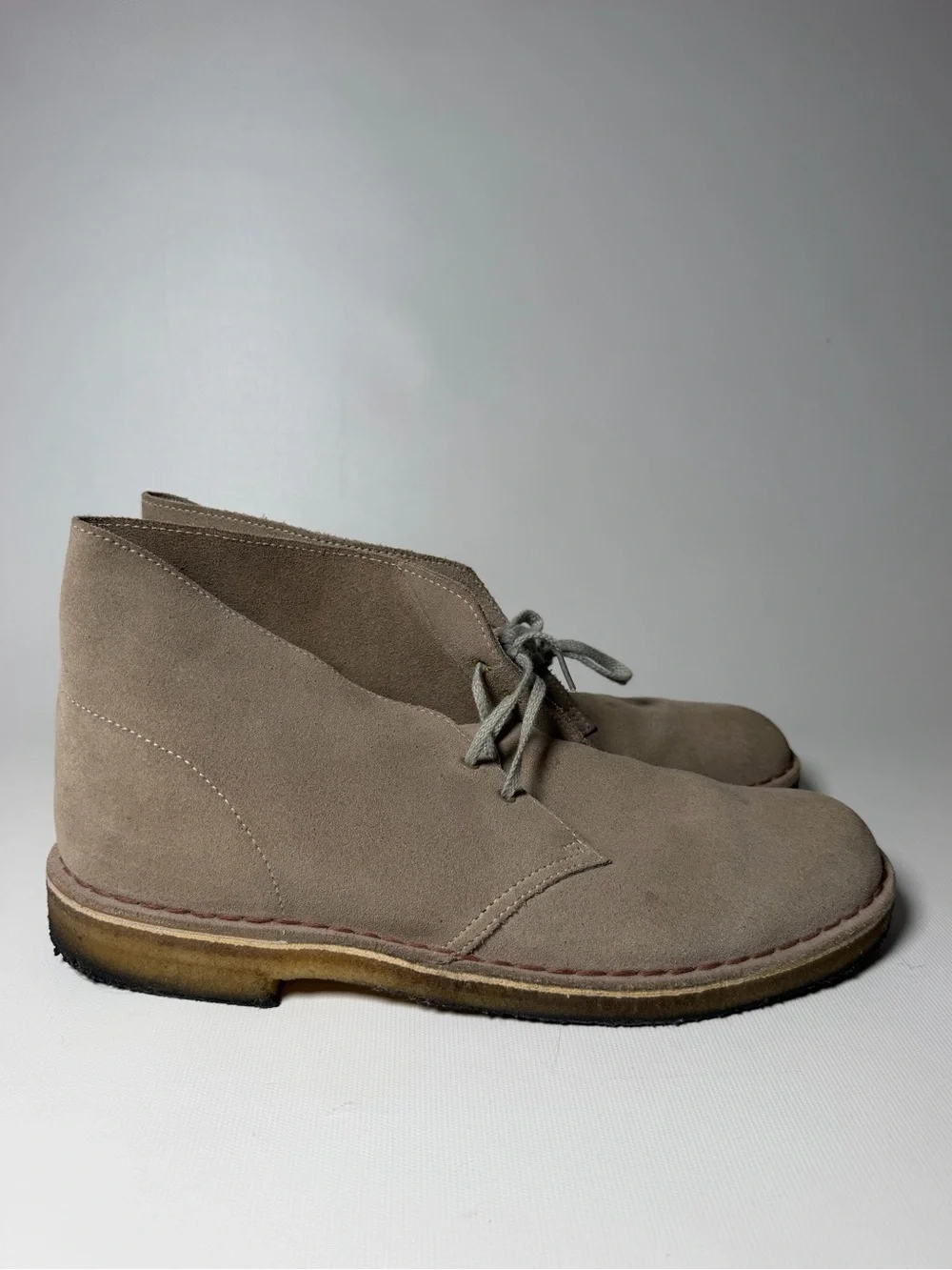 Clarks Originals Desert Chukka Boots - sz 10